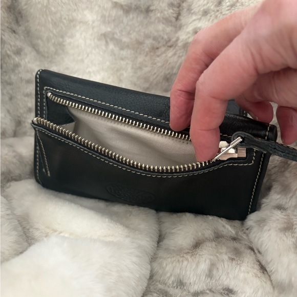 Genuine Roots Leather Wallet - Picture 8 of 11